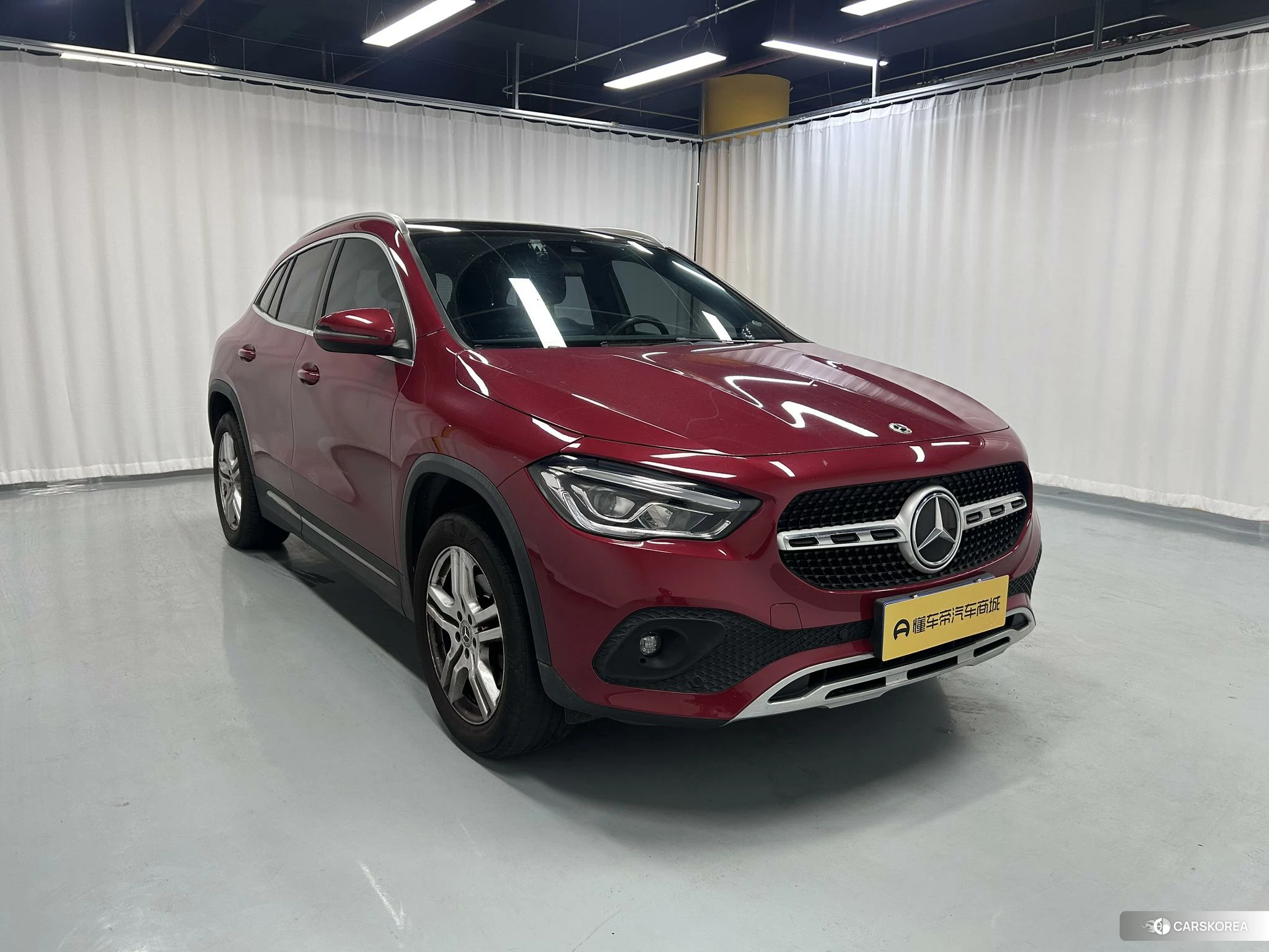 Mercedes-Benz GLA 2022 Красный из Китая