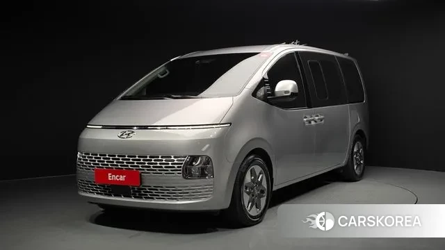 Hyundai Staria 2022 Серебряный из Кореи