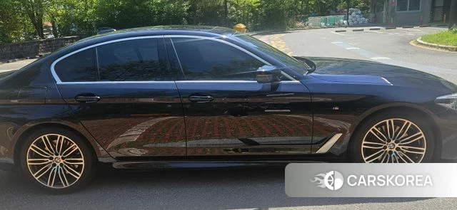 BMW 5 Series (G30) 2019 Синий из Кореи