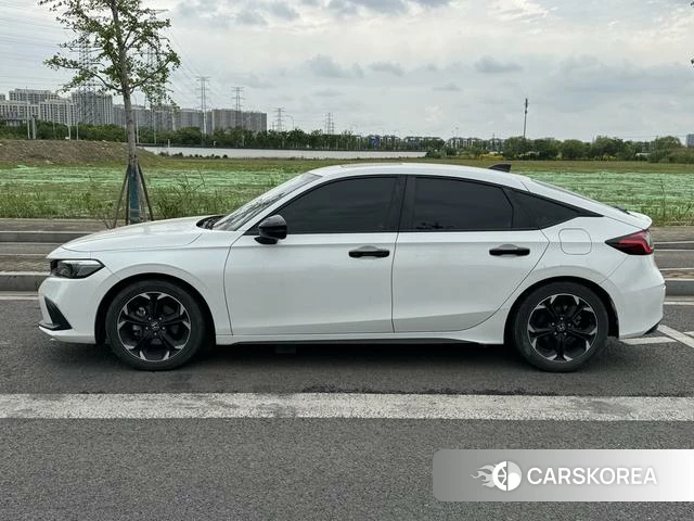 Honda Civic 2023 Белый из Китая