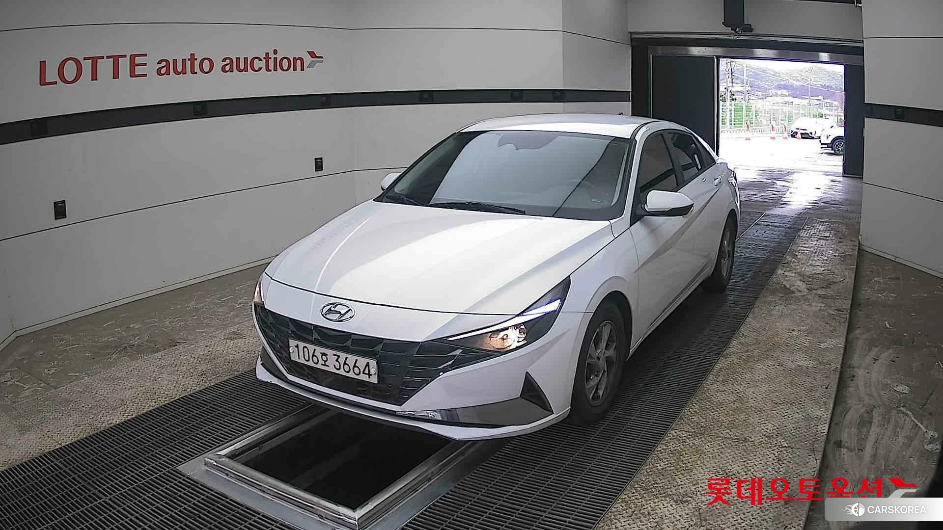 Hyundai Avante 2022 Белый из Кореи