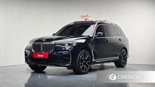 BMW X7 (G07) 2022 Черный из Кореи
