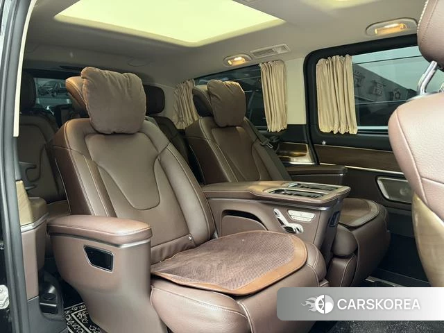Mercedes-Benz V-class 2023 Черный из Китая