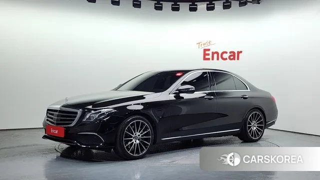 Mercedes-Benz E-Class W213 2020 Черный из Кореи