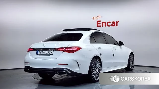 Mercedes-Benz C-Class W206 2022 Белый из Кореи