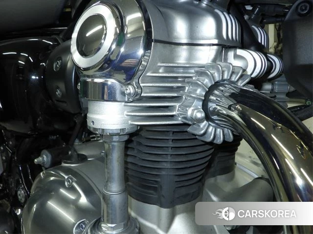 Engine photo