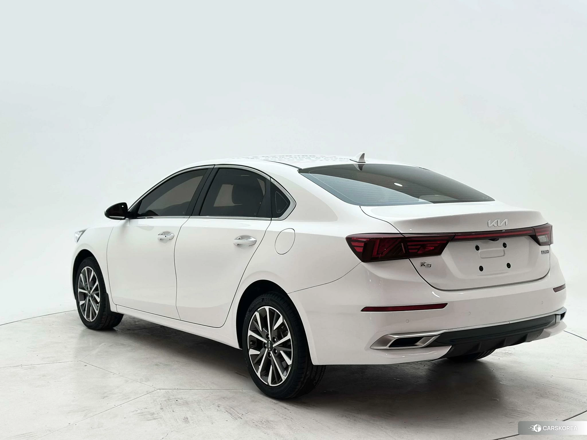 Kia K3 2021 Белый из Китая
