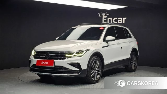 Volkswagen Tiguan second Generation 2023 Белый из Кореи