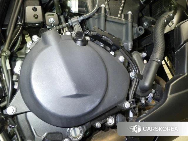 Engine photo