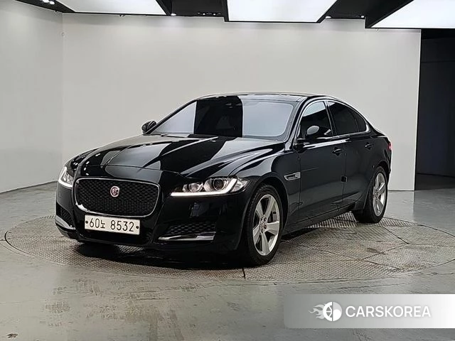 Jaguar XF (X260) 2018 Черный из Кореи