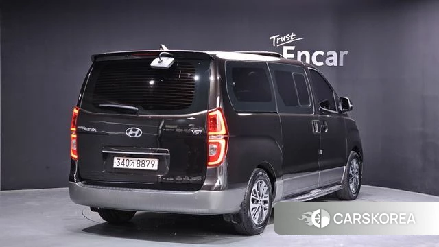 Hyundai The New Grand Starex 2018 Черный из Кореи