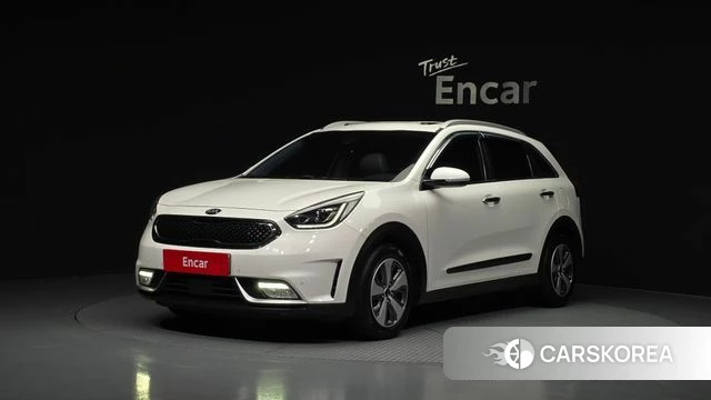 Kia Niro 2018 Белый из Кореи