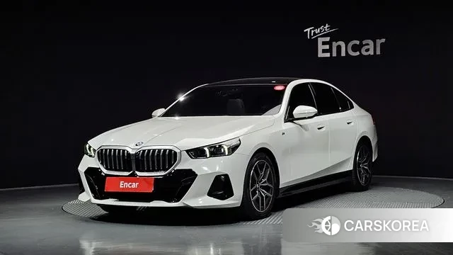 BMW 5 Series (G60) 2025 Белый из Кореи