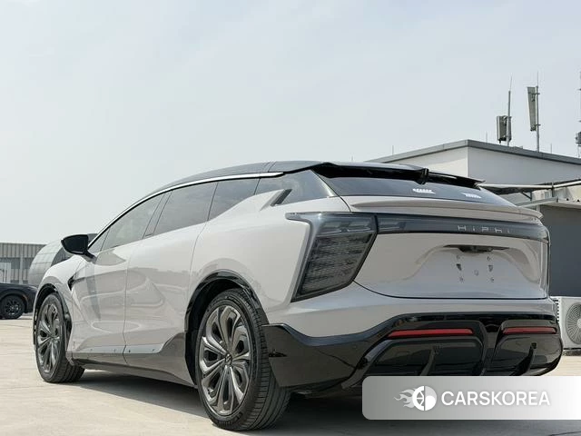 Gao He HiPhi X 2021 Серебристо-серый из Китая