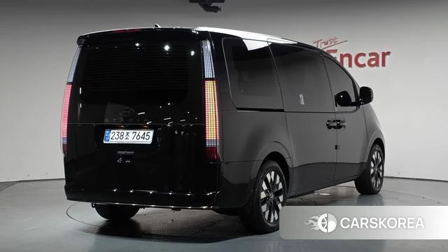 Hyundai Staria 2024 Черный из Кореи