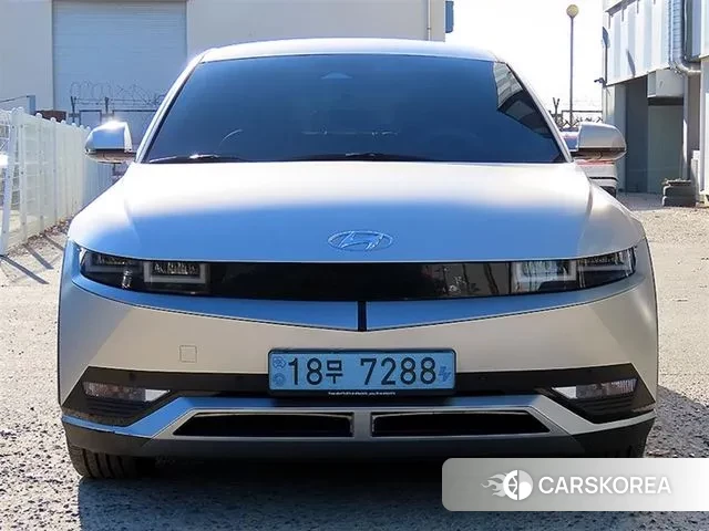 Hyundai Ionic 5 2021 Серебристо-серый из Кореи