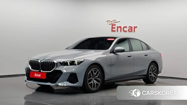 BMW 5 Series (G60) 2024 Серый из Кореи