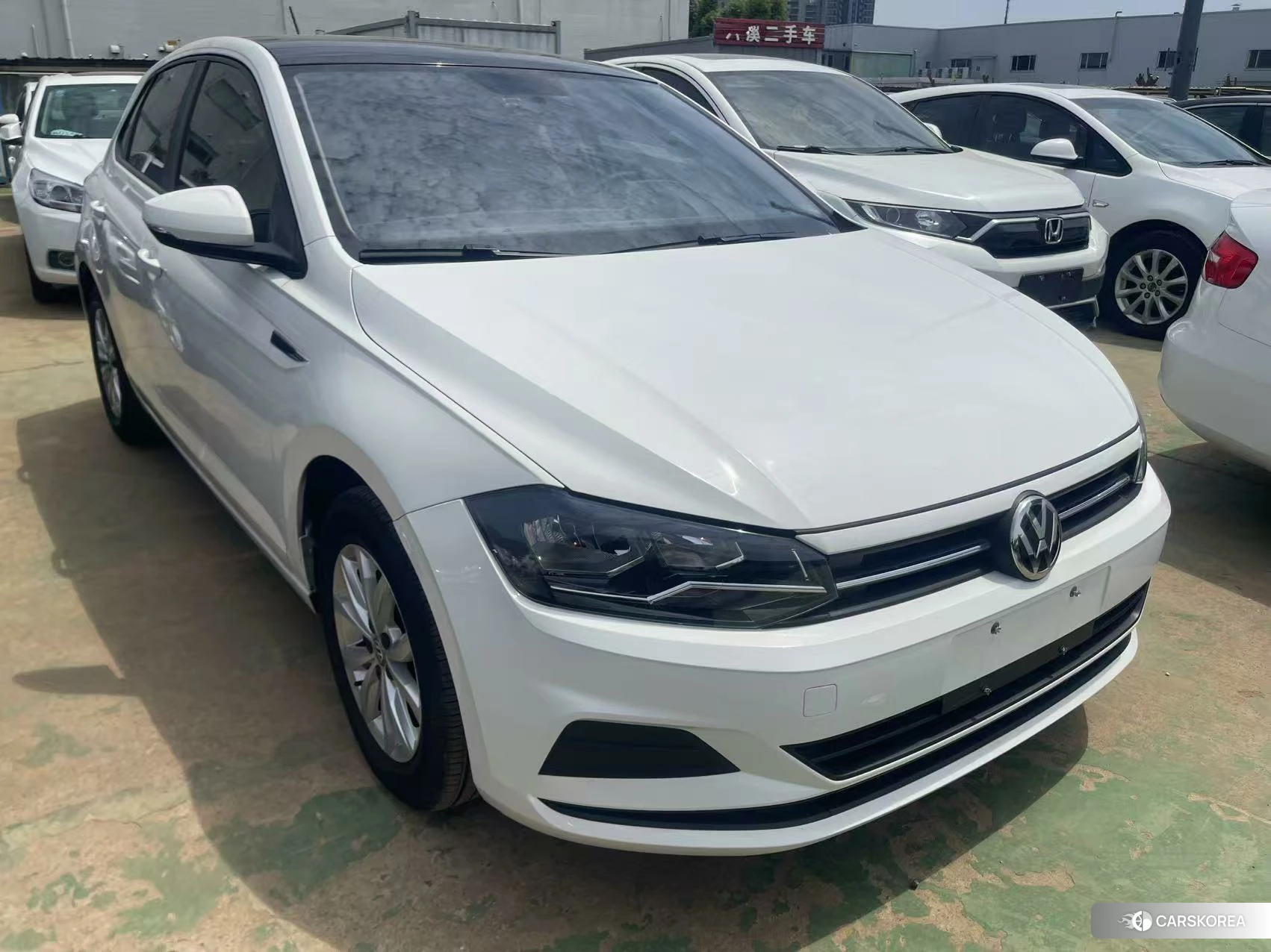 Volkswagen Polo 2022 Белый из Китая