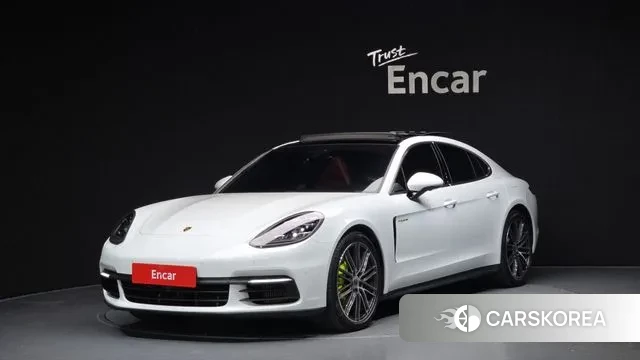 Porsche Panamera (971) 2018 Белый из Кореи