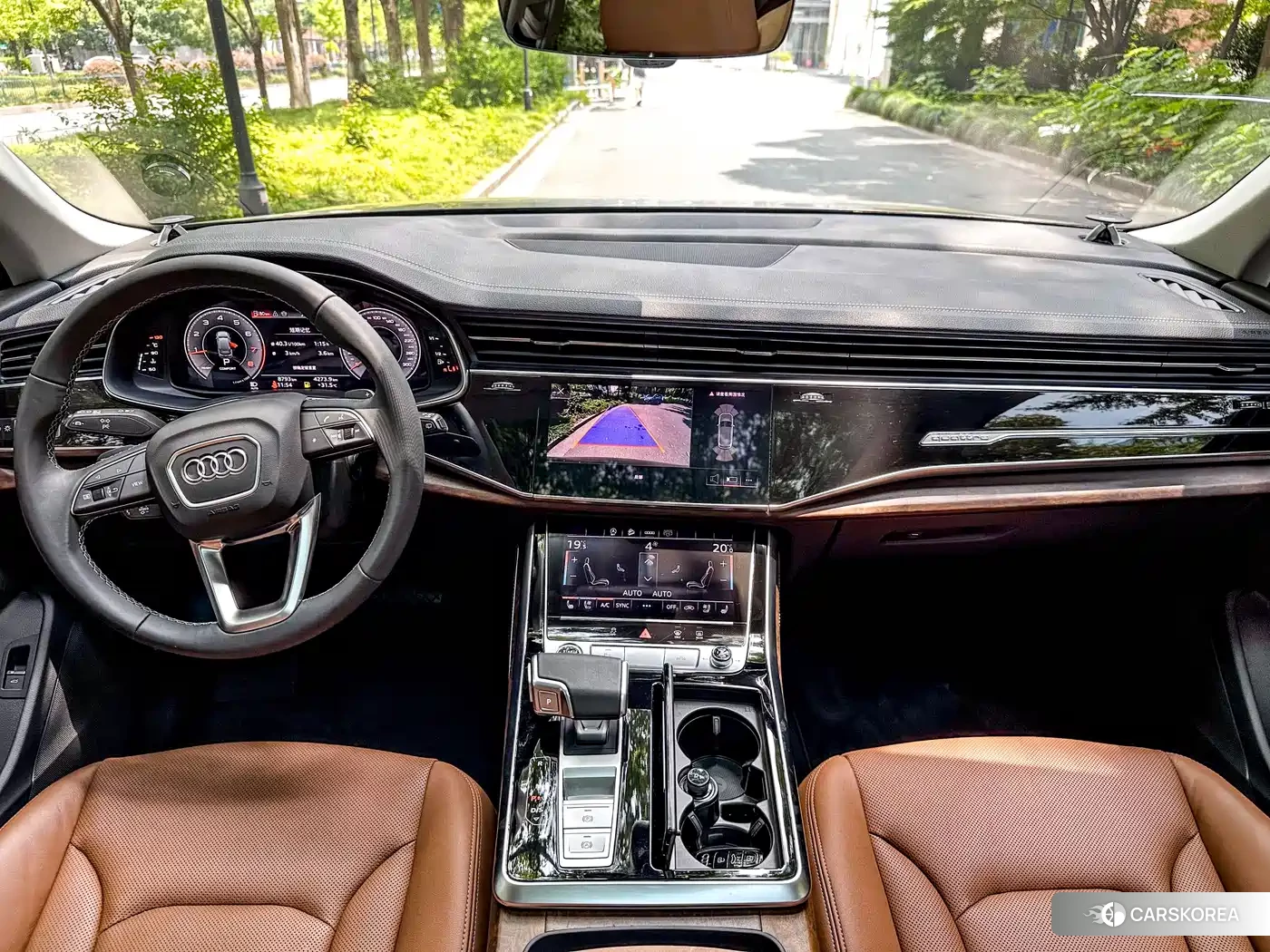 Audi Q7 2025 Черный из Китая