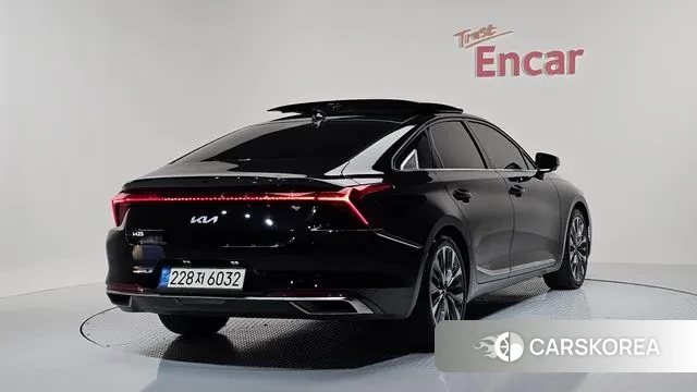 Kia K8 2023 Черный из Кореи