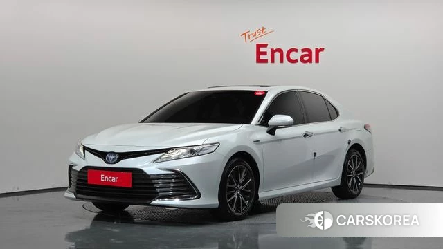 Toyota Camry (XV70) 2024 Белый из Кореи
