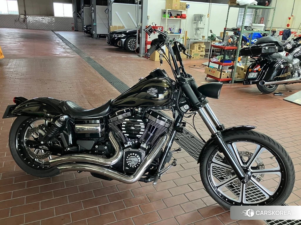 Проданный Harley-Davidson Dyna Wide Glide FXDWG1450 2015 из Японии