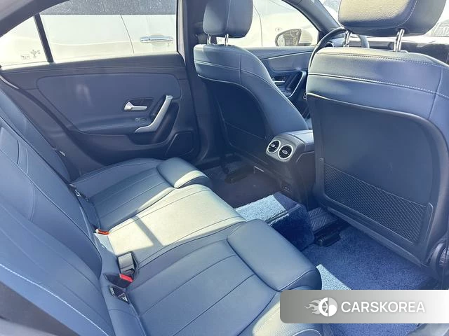 Mercedes-Benz Class A 2021 Белый из Китая