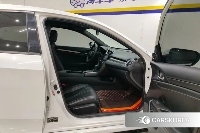 Honda Civic 2022 Белый из Китая