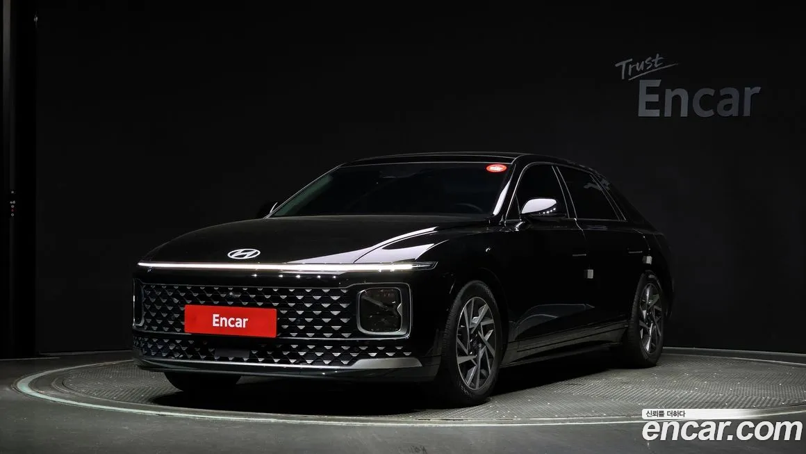 Hyundai Grandeur (GN7) 2023 Черный из Кореи