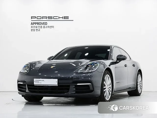 Porsche Panamera (971) 2018 Серый из Кореи