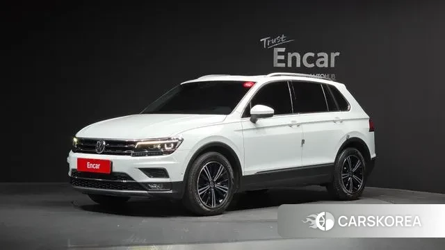 Volkswagen Tiguan second Generation 2020 Белый из Кореи