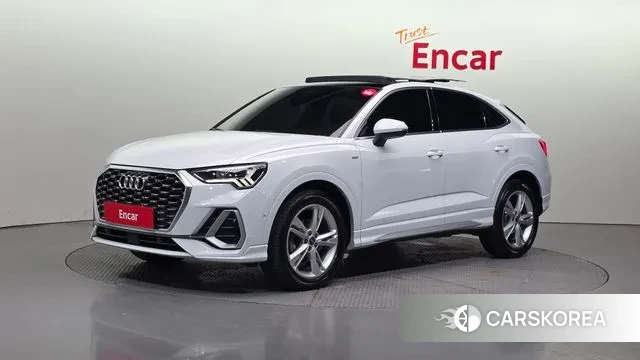 Audi Q3 (F3) 2023 Белый из Кореи