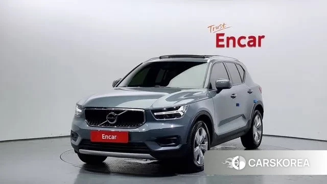 Volvo XC40 2020 Светло-серебряный цвет из Кореи