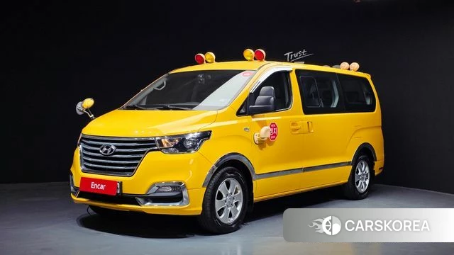 Hyundai The New Grand Starex 2018 Желтый из Кореи