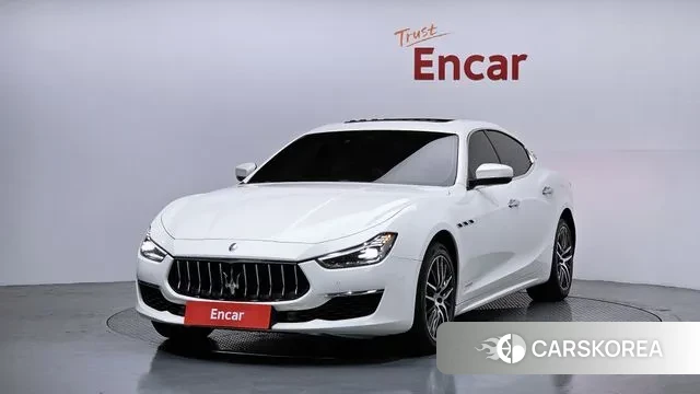 Maserati Ghibli 2019 Белый из Кореи