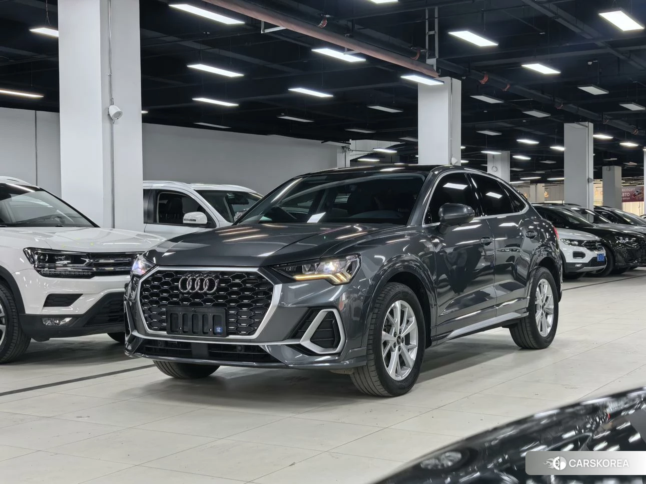 Audi Q3 Sportback 2021 Темно-серый из Китая