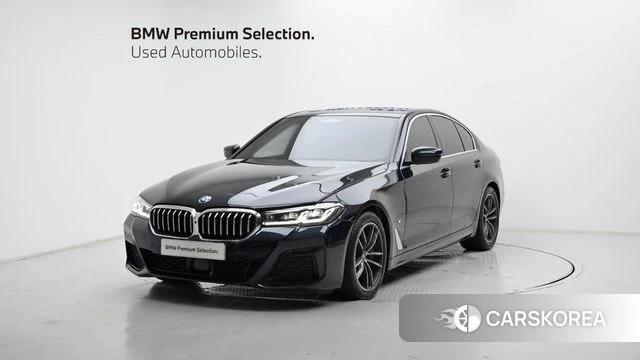 BMW 5 Series (G30) 2023 Черный из Кореи