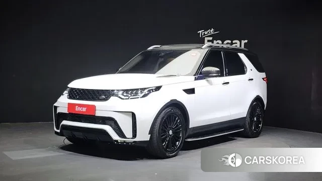 Land Rover Discovery 5 2018 Белый из Кореи