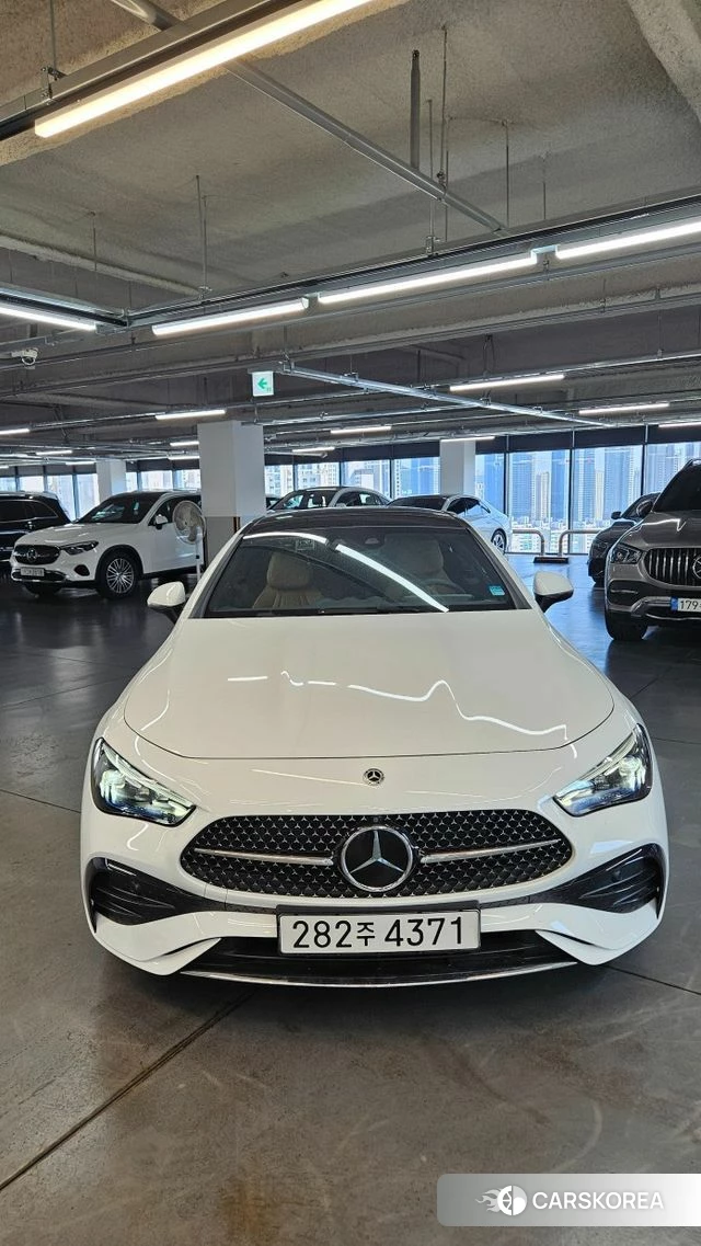 Mercedes-Benz CLE-Class C236 2025 Белый из Кореи