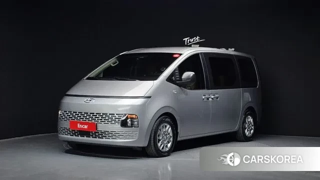 Hyundai Staria 2022 Серебряный из Кореи