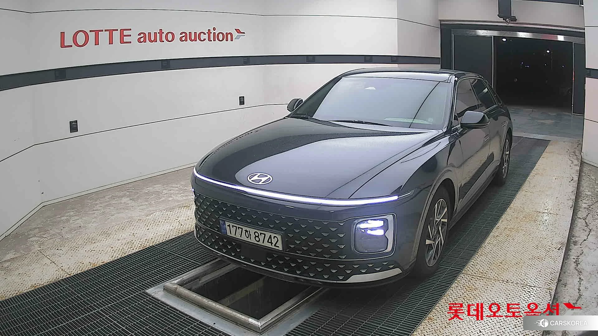 Hyundai Grandeur Hybrid 2024 Abyss Black Pearl из Кореи