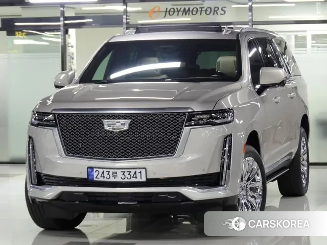 Cadillac Escalade 5th Generation 2023 Песочный из Кореи