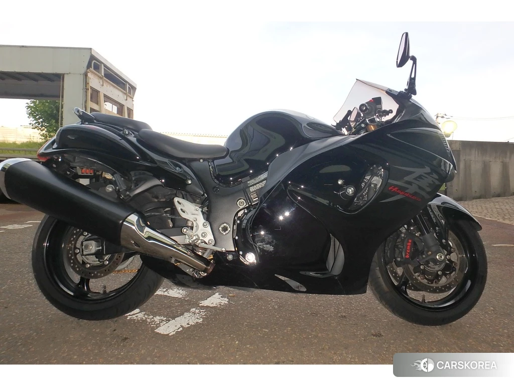 Проданный Suzuki GSX1300R HAYABUSA 2018 из Японии, фото 2