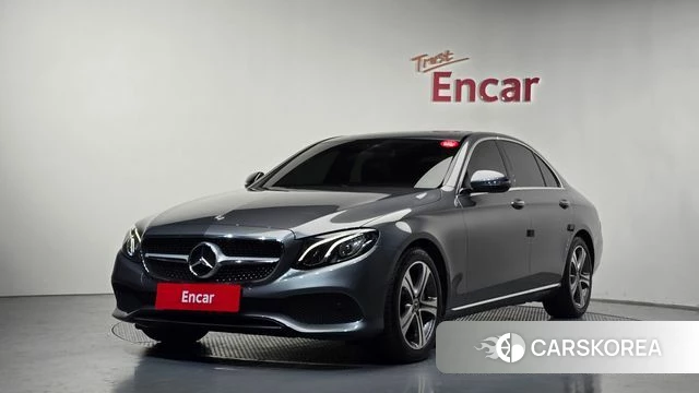 Mercedes-Benz E-Class W213 2018 Серый из Кореи