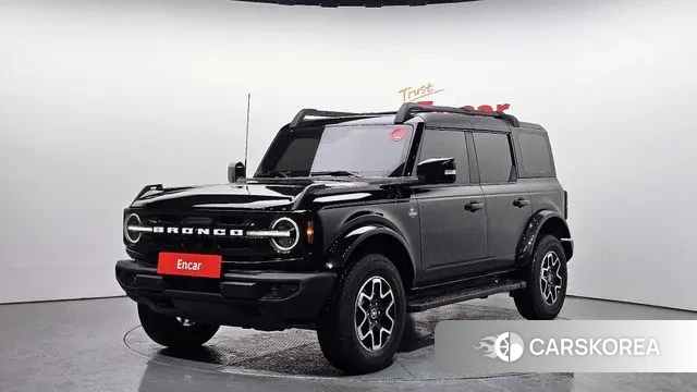 Ford Bronco 6th Generation 2022 Черный из Кореи