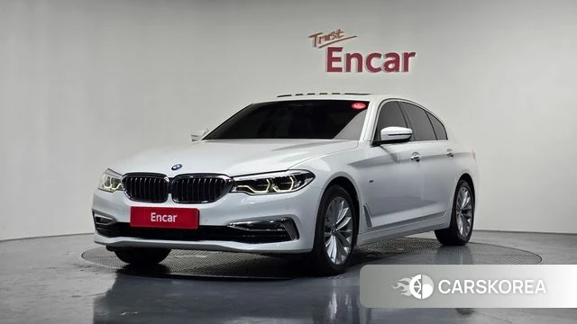BMW 5 Series (G30) 2018 Белый из Кореи