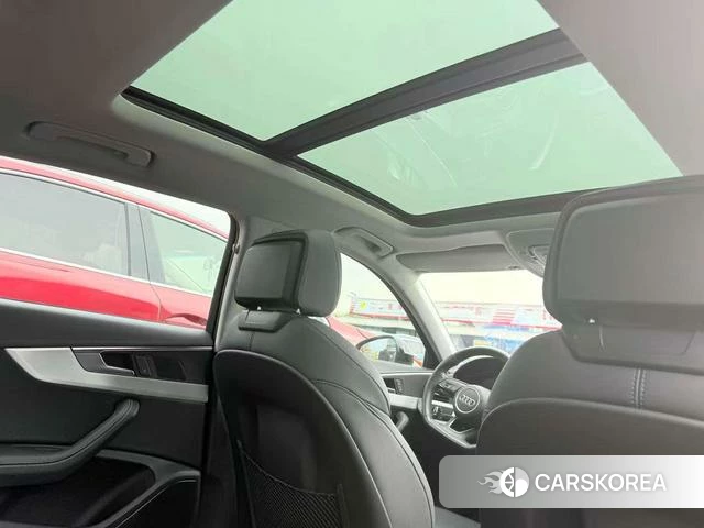 Audi A4L 2022 Белый из Китая