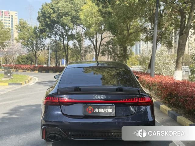 Audi A7 2021 Синий из Китая