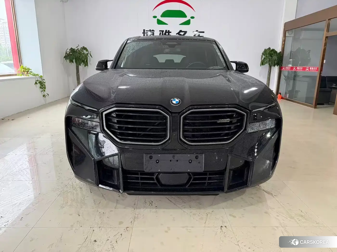 BMW XM 2025 Черный из Китая